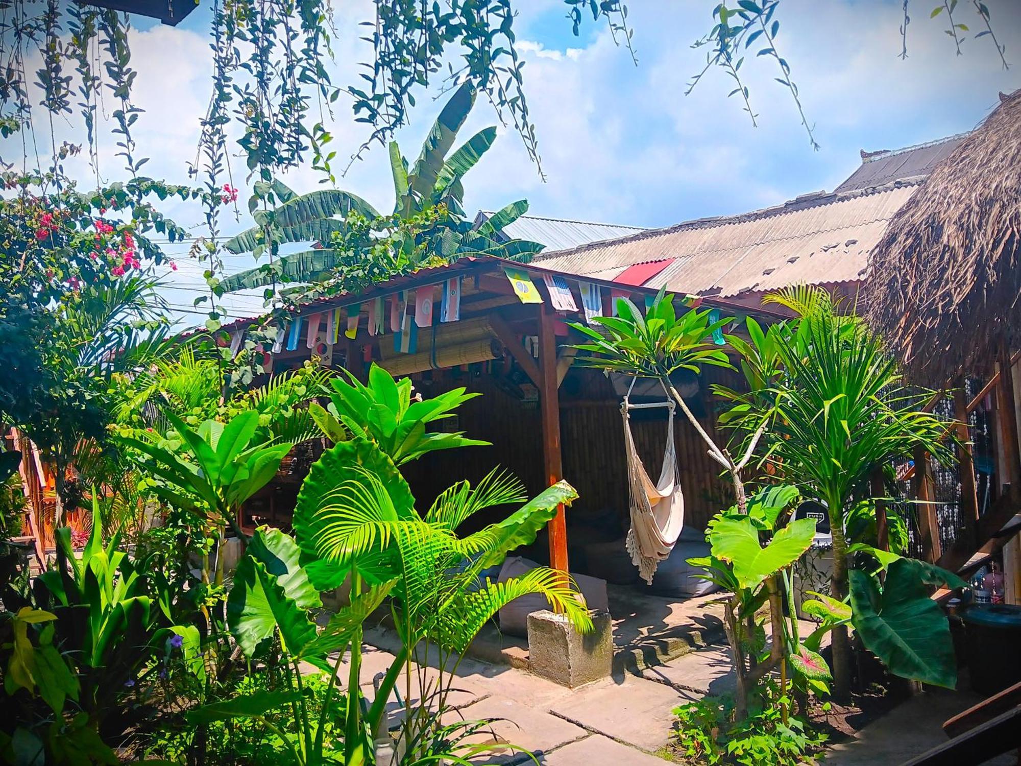 Good Vibes Bungalows Гили Траванган Экстерьер фото
